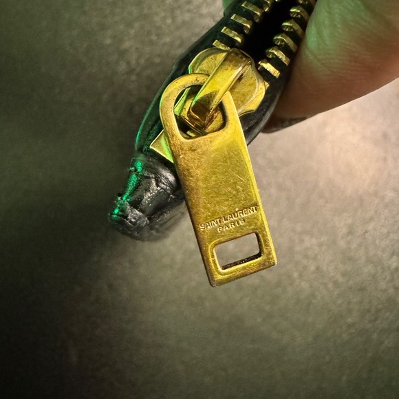 YSL tiny Cassandre fragments zip card case in crocodile embossed matte leather - Picture 2 of 4